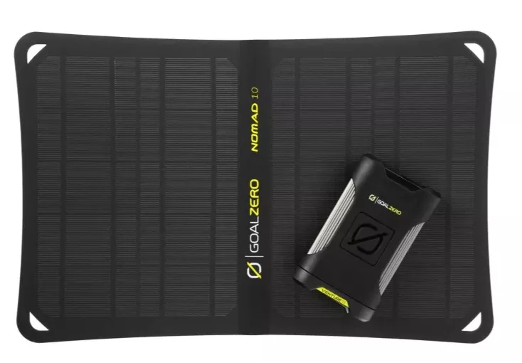 GOAL ZERO NOMAD 10 + VENTURE 35 SOLAR CHARGING KIT