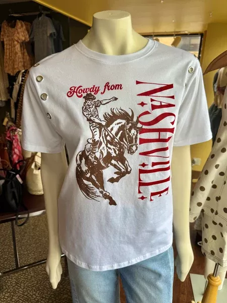 ‘Howdy From Nashville’ Graphic Tee